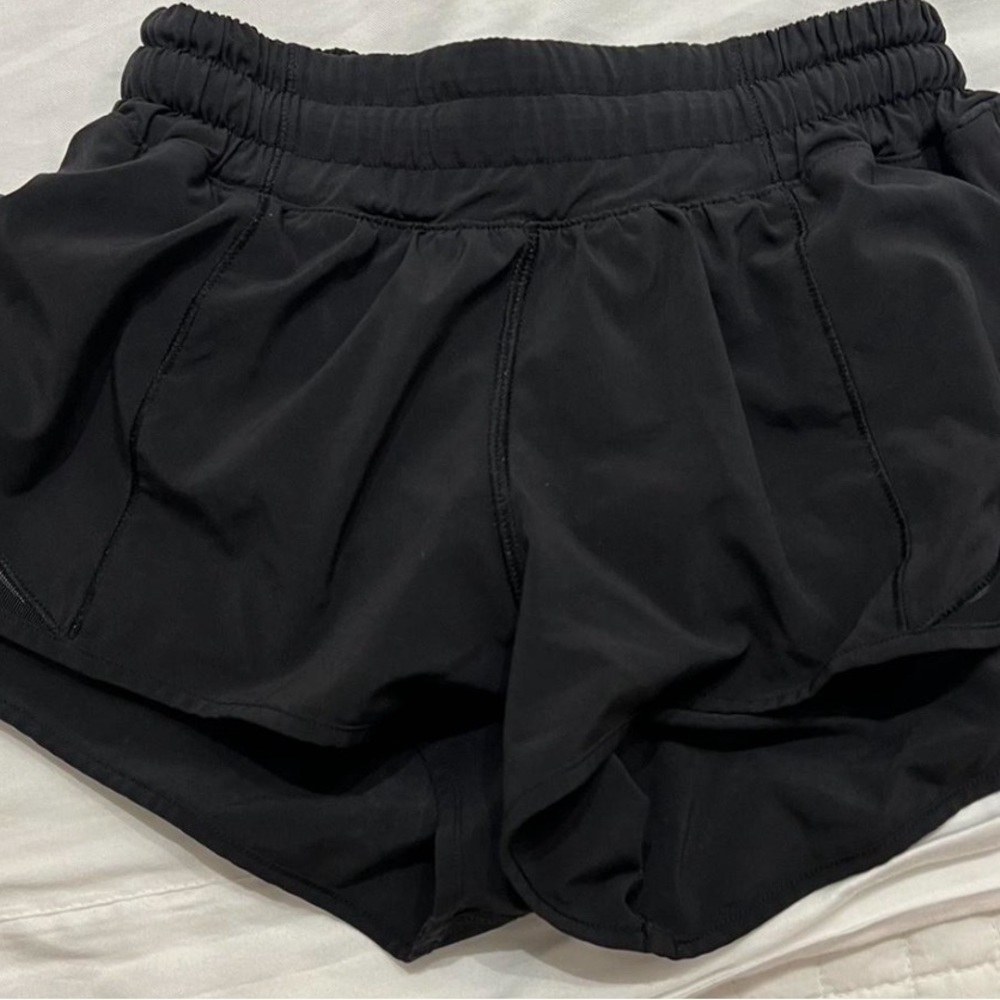 Lululemon hotty hots